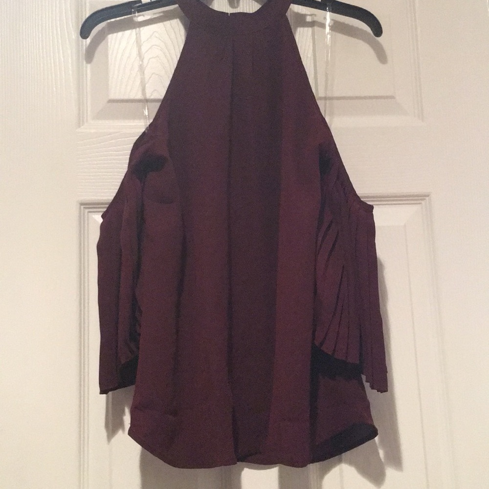 Cold shoulder top